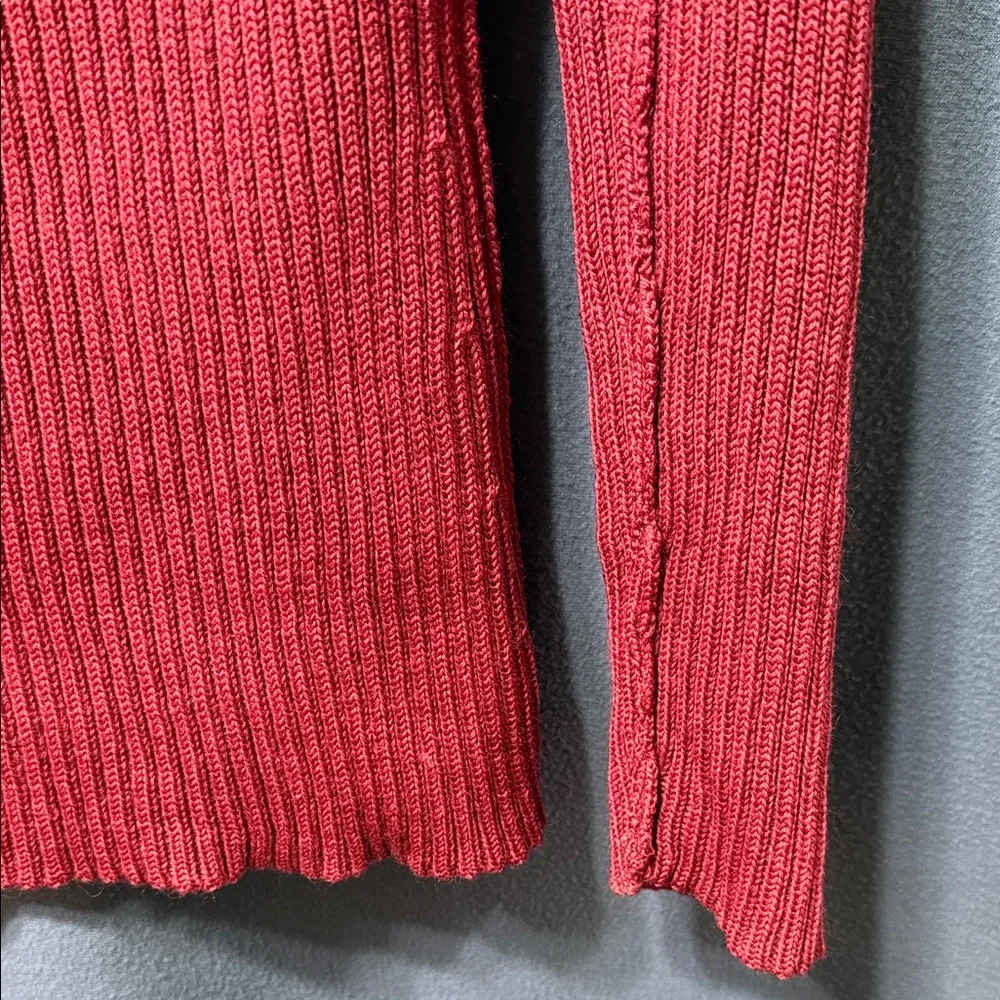 Burgundy Ribbed Turtleneck Sweater Used Size M